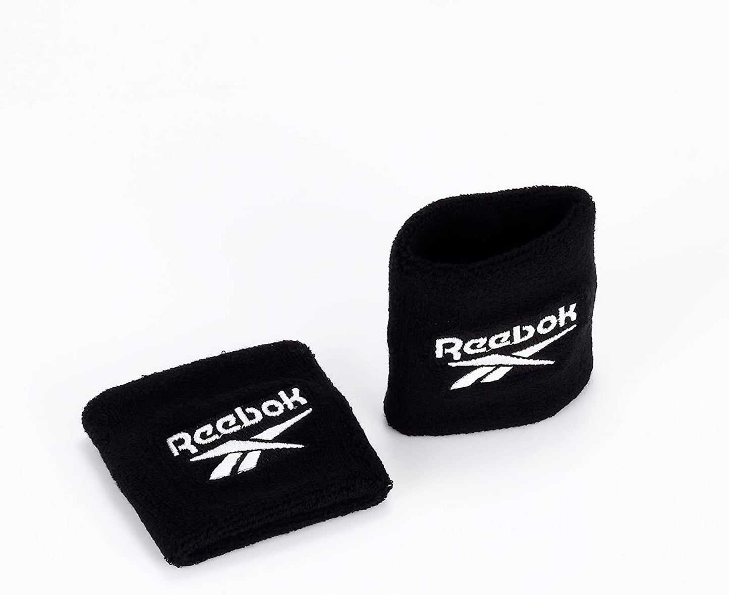【Reebok】スポーツリストバンド