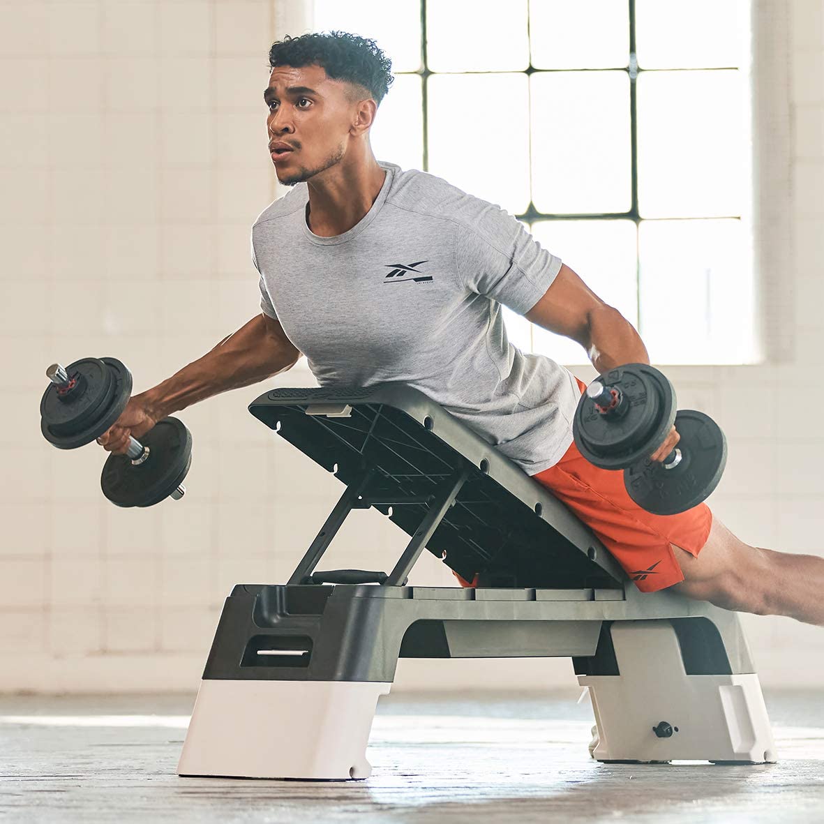 【Reebok】デッキ（トレーニングベンチ）